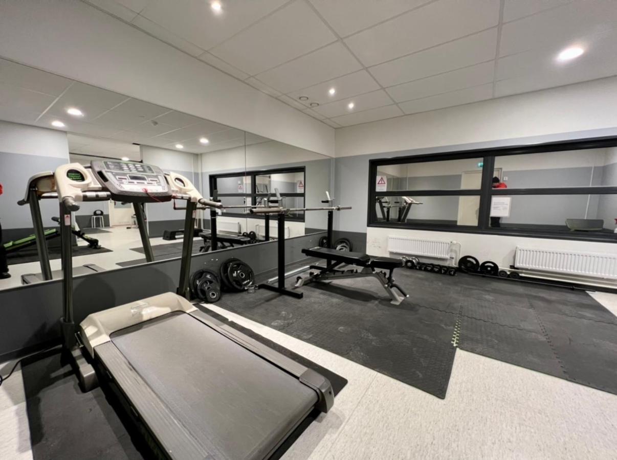 Suite - King Size Bed - Gym&Wifi - Indoor Parking Rovaniemi Exterior foto