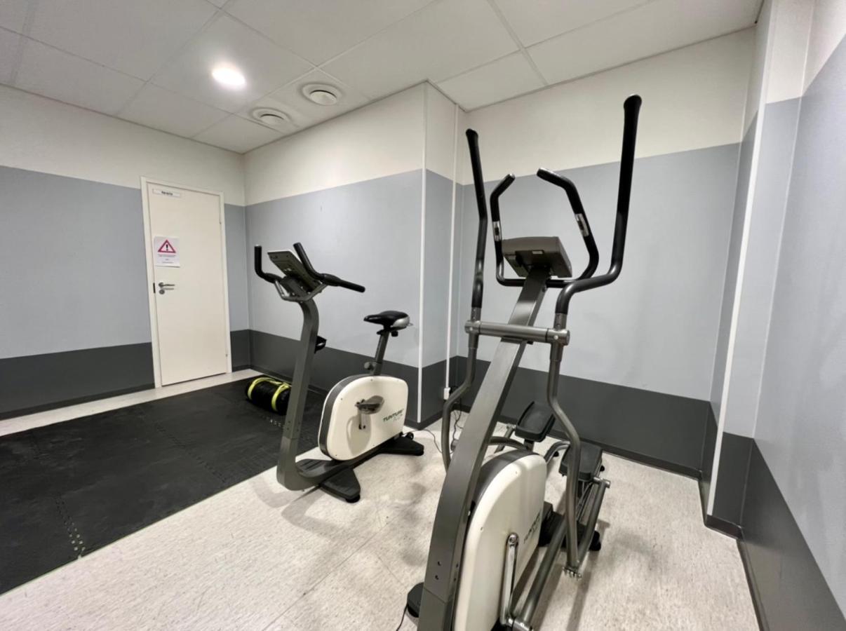 Suite - King Size Bed - Gym&Wifi - Indoor Parking Rovaniemi Exterior foto